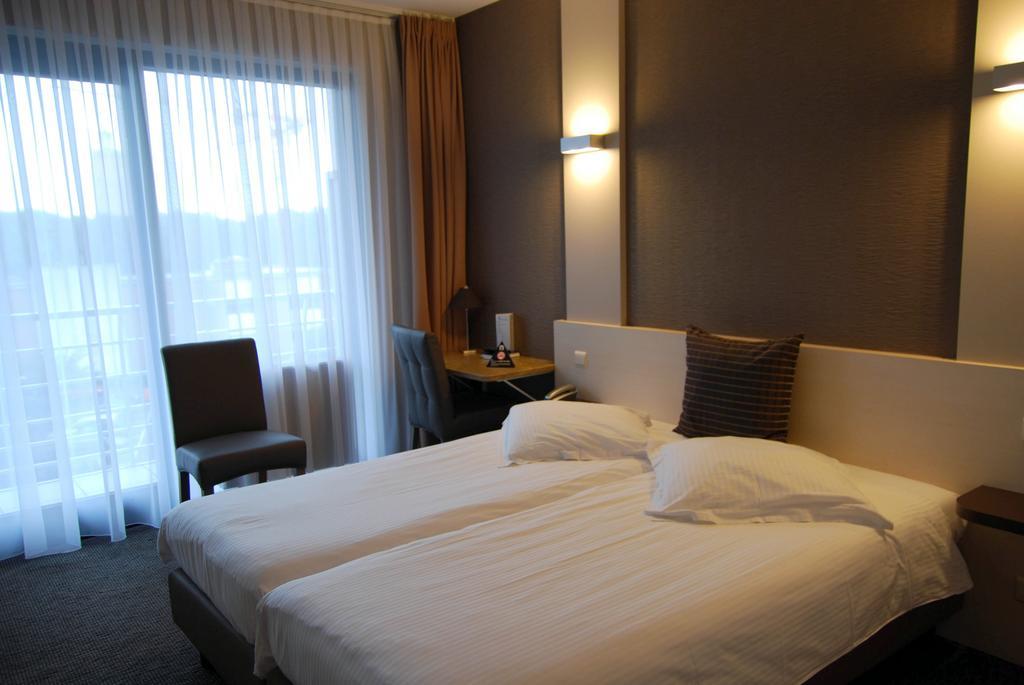 Hotel Melinda Остенде Номер фото