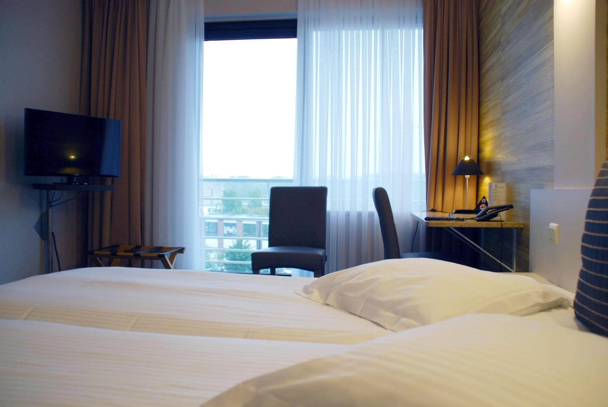 Hotel Melinda Остенде Екстер'єр фото